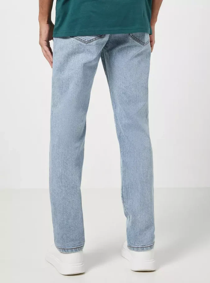 Plain Straight Fit Jeans2