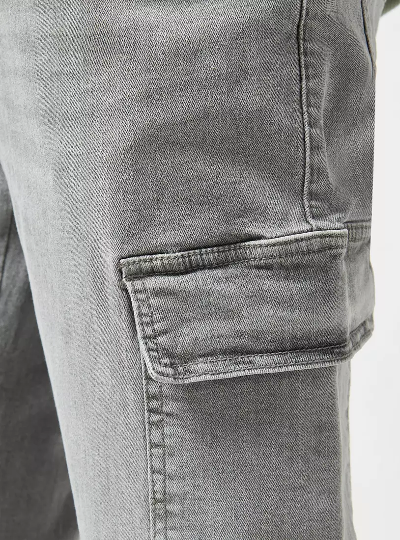 Relaxed Fit Plain Cargo Jeans-3