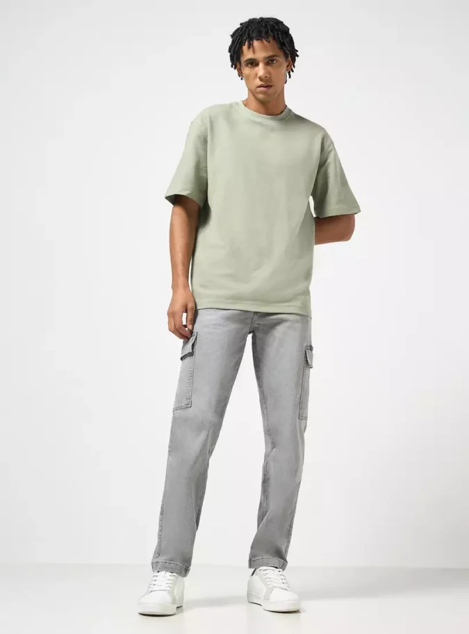 Relaxed Fit Plain Cargo Jeans-4
