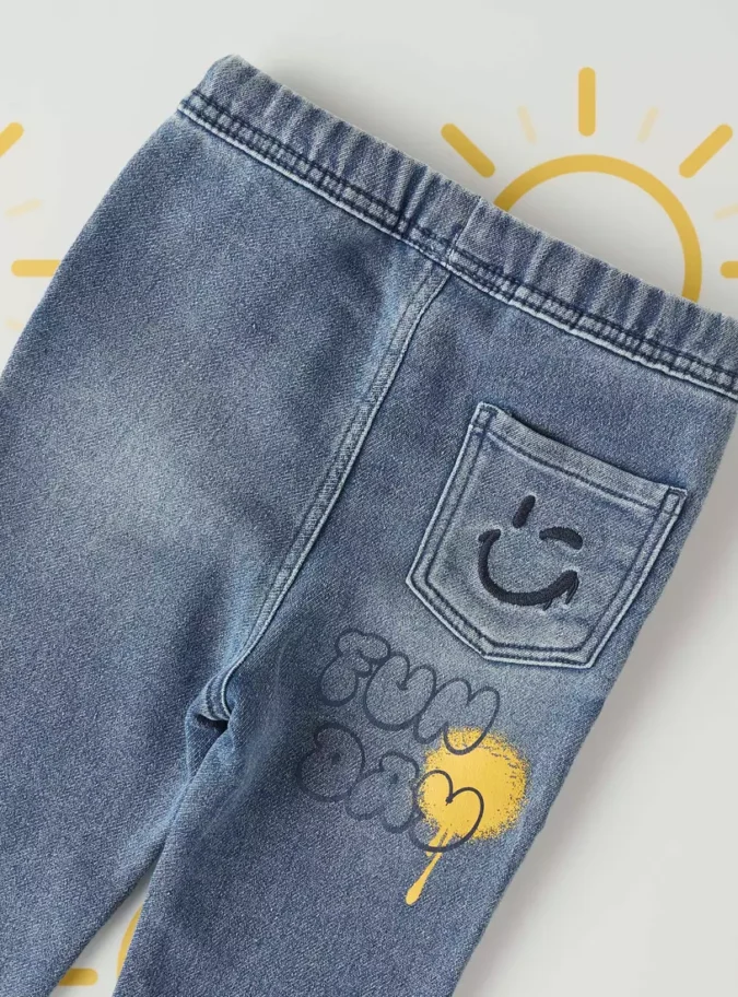 Smile Print Jogger Jeans-4