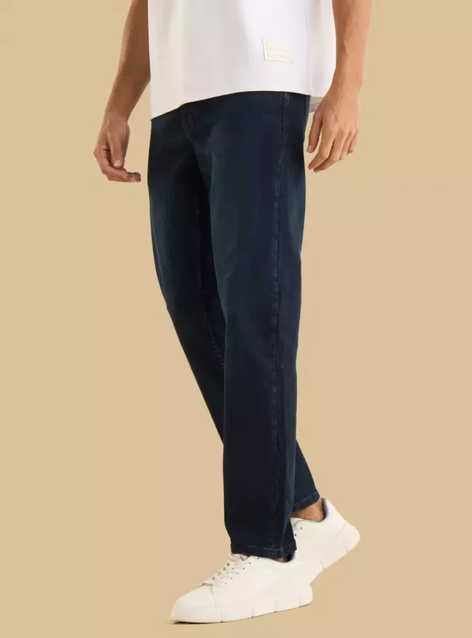 Straight Fit Jeans-4