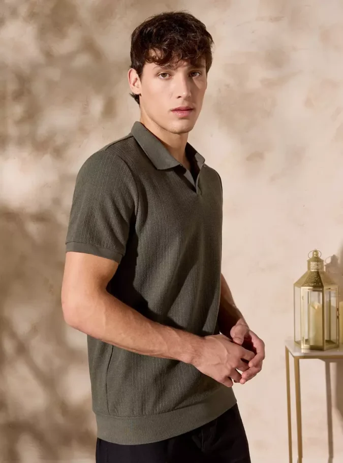 Textured Polo T-shirt-4