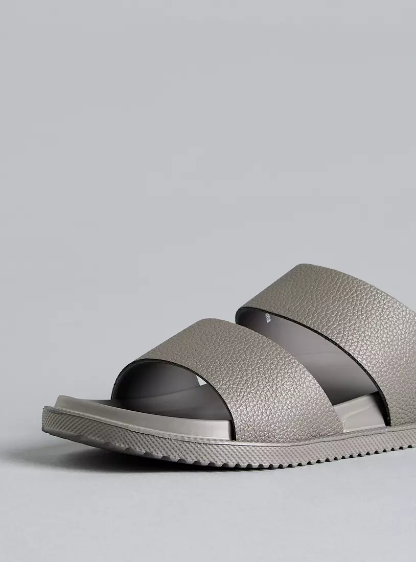 Textured Slip-On Double Strap Sandals-4