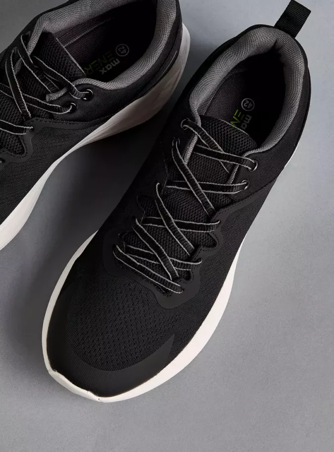 Textured Sports Shoes with Lace-Up Closure-2