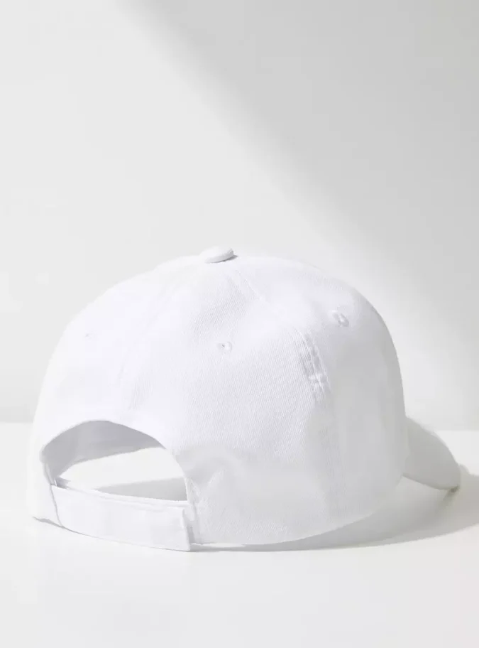 Typographic Detail Cap-2