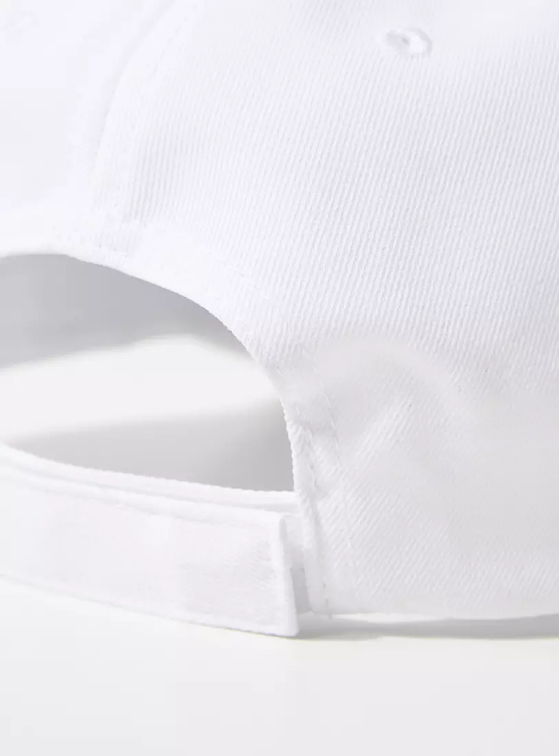 Typographic Detail Cap-4