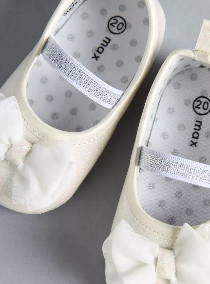 Bow Applique Booties-2