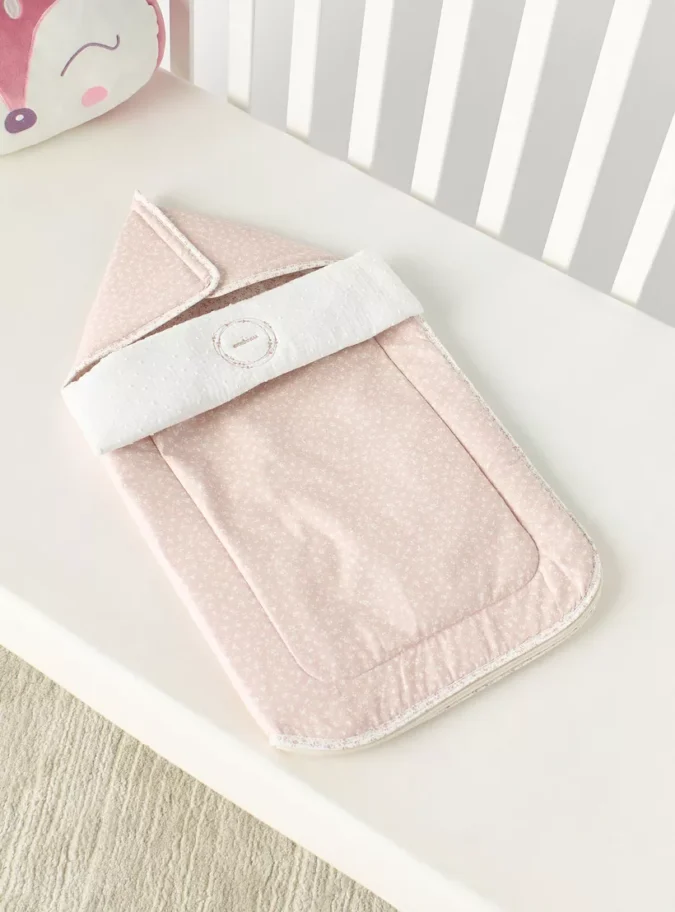 Cambrass All-Over Print Nest Clips-1