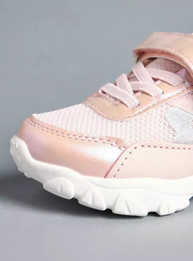 Cinnamoroll Accent Sneakers with Hook and Loop Closure-3