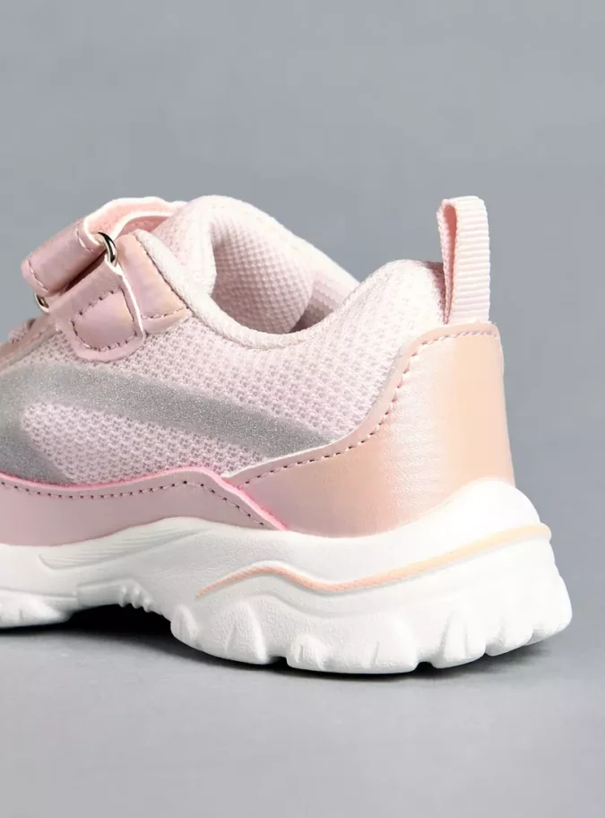 Cinnamoroll Accent Sneakers with Hook and Loop Closure-4