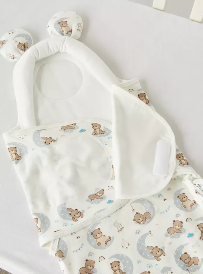 Juniors All-Over Teddy Bear Print Sleeping Bag with Wrap and Pillow - 0-6 months-2