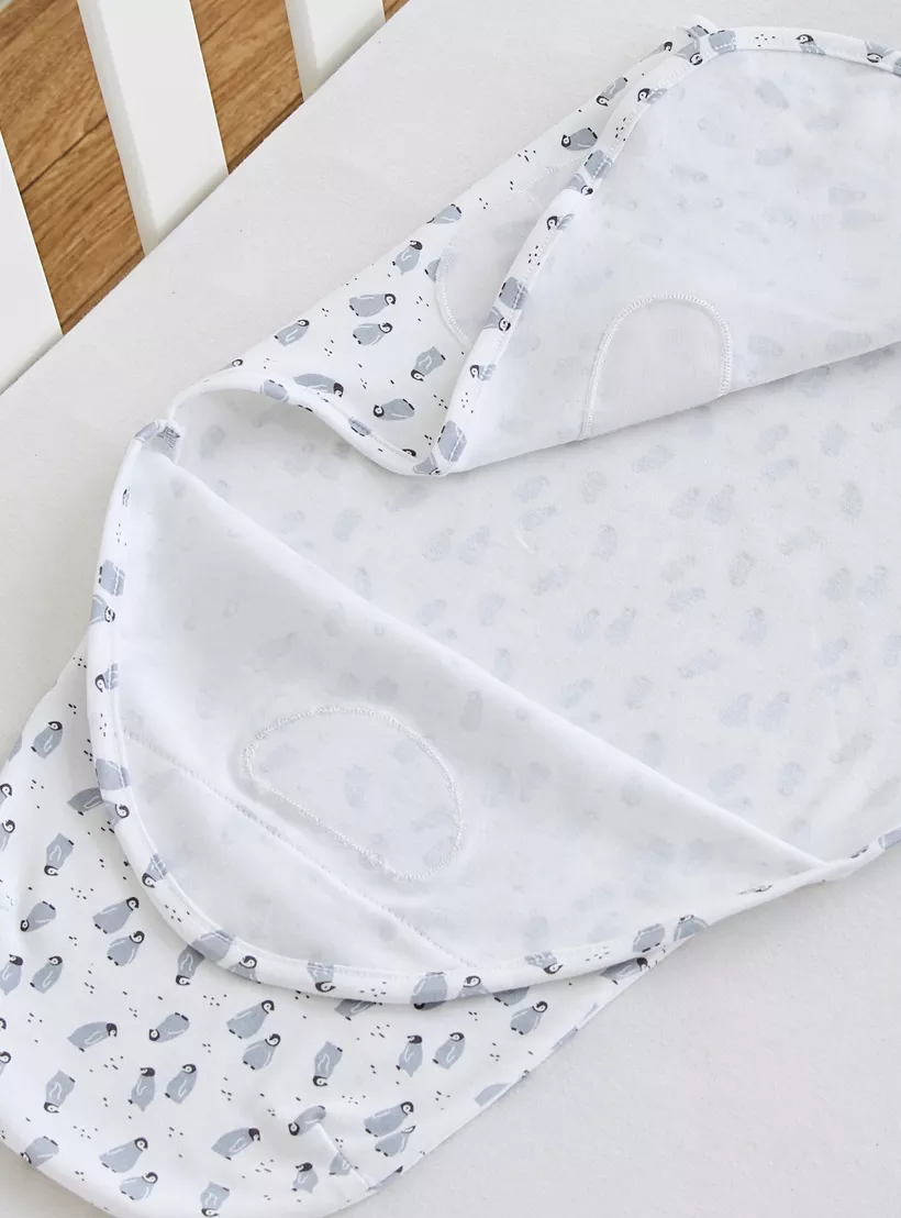 Juniors Penguin Print Swaddle Wrap-4