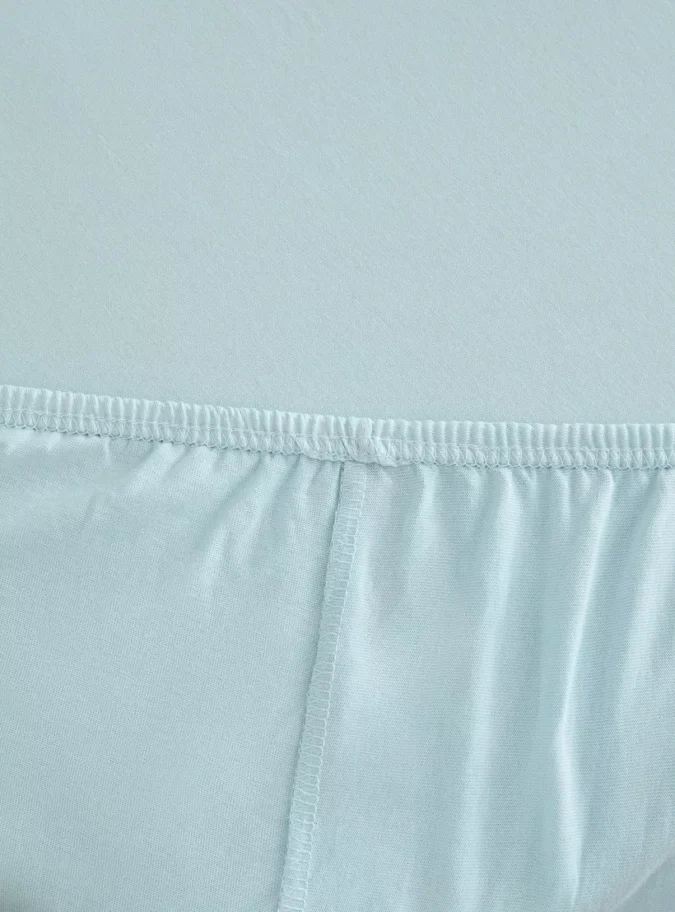 Juniors Solid Fitted Sheet - 70x130x20 cm-4